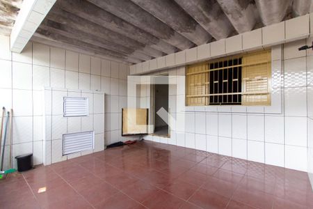 Casa à venda com 225m², 3 quartos e 2 vagas Casa à venda com 225m², 3 quartos e 2 vagasGaragem