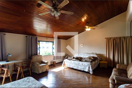 Casa à venda com 600m², 6 quartos e 4 vagas Casa à venda com 600m², 6 quartos e 4 vagasSuíte 5