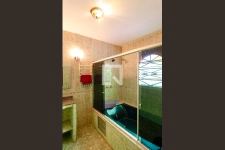 Casa à venda com 600m², 6 quartos e 4 vagas Casa à venda com 600m², 6 quartos e 4 vagasBanheiro da Suíte 2