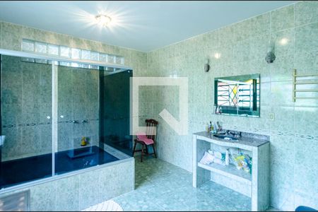 Casa à venda com 600m², 6 quartos e 4 vagas Casa à venda com 600m², 6 quartos e 4 vagasBanheiro da Suíte 4