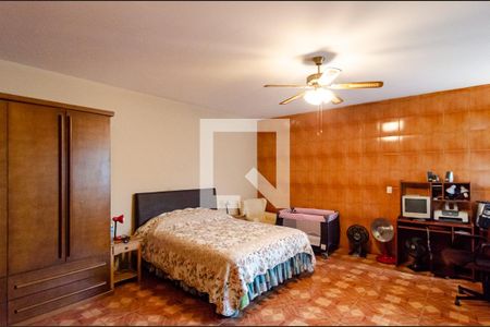 Casa à venda com 600m², 6 quartos e 4 vagas Casa à venda com 600m², 6 quartos e 4 vagasSuíte 4