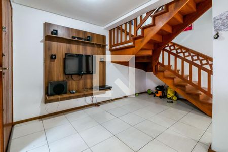 Casa à venda com 136m², 3 quartos e 2 vagasSala