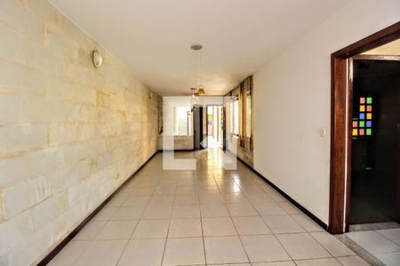 Sala de casa para alugar com 4 quartos, 320m² em Dona Clara, Belo Horizonte