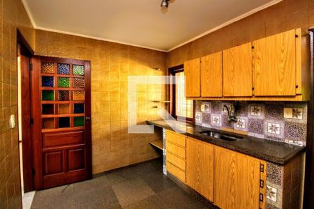 Casa à venda com 380m², 5 quartos e 6 vagasCozinha