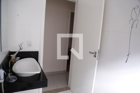 Casa à venda com 170m², 3 quartos e 4 vagasBanheiro Social