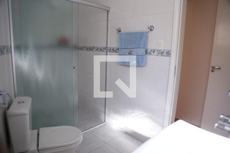 Casa à venda com 170m², 3 quartos e 4 vagasBanheiro da Suíte