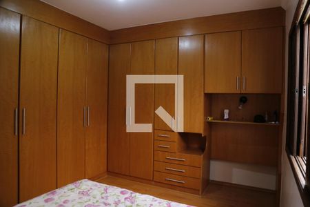 Casa à venda com 170m², 3 quartos e 4 vagasQuarto 2