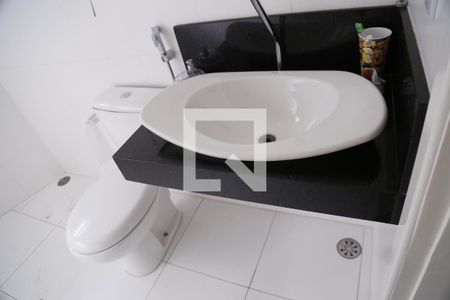 Casa à venda com 170m², 3 quartos e 4 vagasBanheiro Social