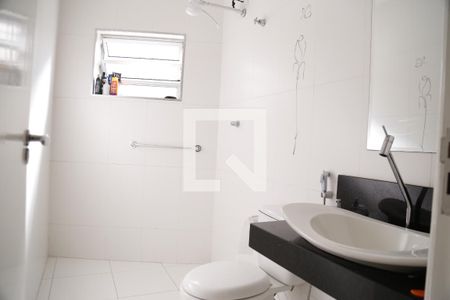 Casa à venda com 170m², 3 quartos e 4 vagasBanheiro Social