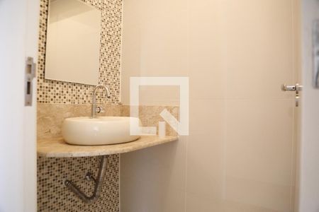 Casa à venda com 170m², 3 quartos e 4 vagasLavabo