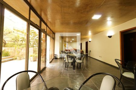 Apartamento à venda com 245m², 4 quartos e 3 vagasSalão de Festa