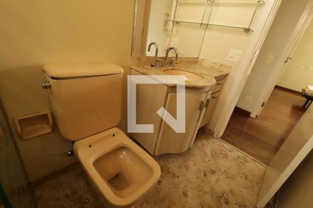 Apartamento à venda com 245m², 4 quartos e 3 vagasBanheiro 1