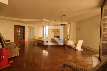 Sala de apartamento à venda com 4 quartos, 245m² em Vila Gilda, Santo André