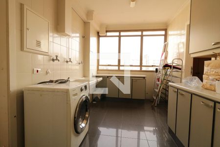 Apartamento à venda com 245m², 4 quartos e 3 vagasÁrea de Serviço