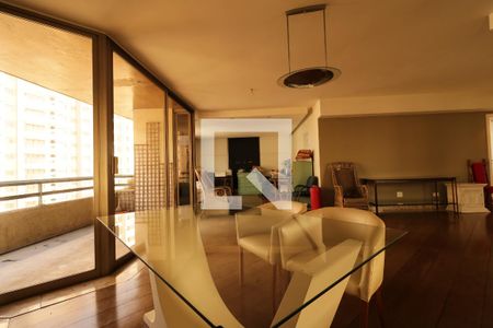 Sala de apartamento à venda com 4 quartos, 245m² em Vila Gilda, Santo André