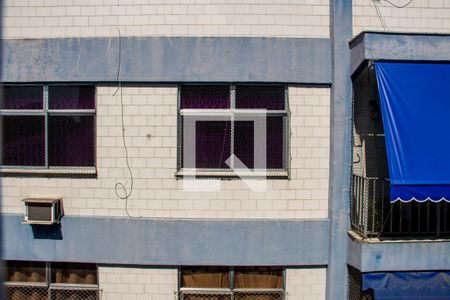 Quarto 01 - Janela de apartamento para alugar com 2 quartos, 73m² em Encantado, Rio de Janeiro
