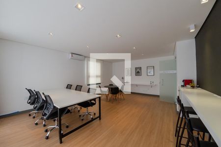 Studio para alugar com 44m², 1 quarto e 1 vaga Studio para alugar com 44m², 1 quarto e 1 vagaSala de estudos