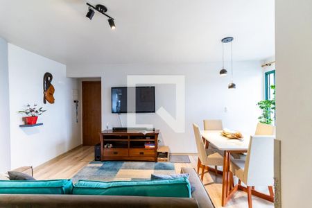 Sala de apartamento para alugar com 3 quartos, 70m² em Interlagos, São Paulo