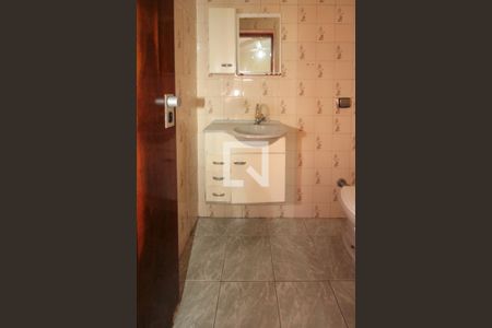 Casa para alugar com 70m², 2 quartos e 1 vaga Casa para alugar com 70m², 2 quartos e 1 vagaBanheiro