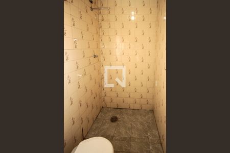 Casa para alugar com 70m², 2 quartos e 1 vaga Casa para alugar com 70m², 2 quartos e 1 vagaBanheiro