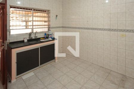 Cozinha de casa para alugar com 2 quartos, 70m² em Jardim Tiete, São Paulo