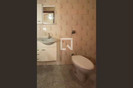 Casa para alugar com 70m², 2 quartos e 1 vaga Casa para alugar com 70m², 2 quartos e 1 vagaBanheiro