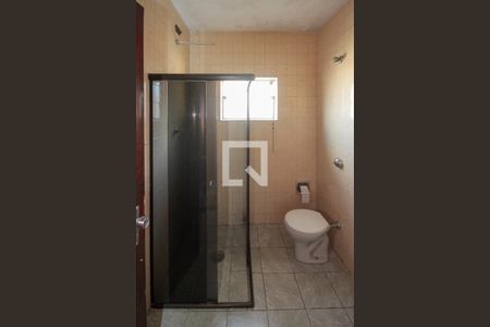 Casa para alugar com 70m², 2 quartos e 1 vaga Casa para alugar com 70m², 2 quartos e 1 vagaBanheiro Social