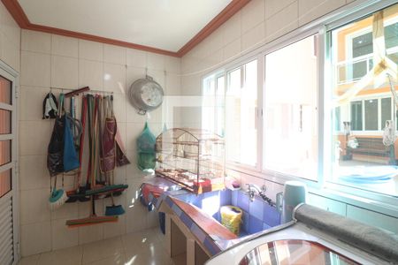 Casa à venda com 705m², 4 quartos e 8 vagasÁrea de Serviço