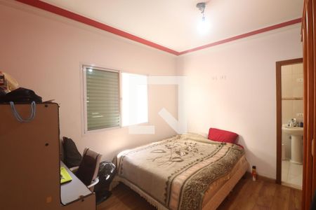 Casa à venda com 705m², 4 quartos e 8 vagasQuarto 4 