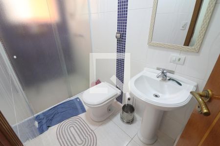 Casa à venda com 705m², 4 quartos e 8 vagasBanheiro Quarto 3 