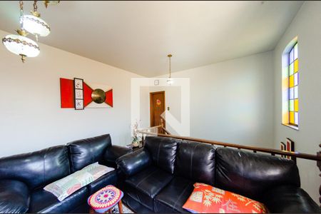 Casa à venda com 201m², 3 quartos e 3 vagas Casa à venda com 201m², 3 quartos e 3 vagasSala 2