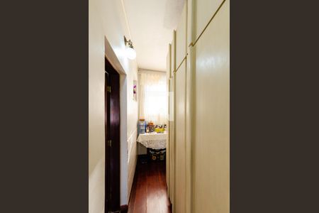 Casa à venda com 201m², 3 quartos e 3 vagas Casa à venda com 201m², 3 quartos e 3 vagasCloset