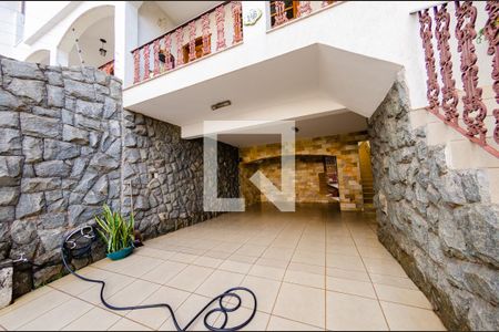 Casa à venda com 201m², 3 quartos e 3 vagas Casa à venda com 201m², 3 quartos e 3 vagasGaragem