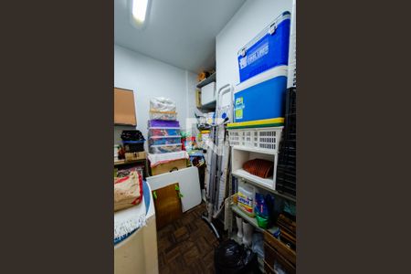 Casa à venda com 201m², 3 quartos e 3 vagas Casa à venda com 201m², 3 quartos e 3 vagasQuarto de serviço