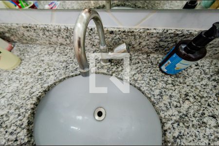 Casa à venda com 201m², 3 quartos e 3 vagas Casa à venda com 201m², 3 quartos e 3 vagasBanheiro suíte