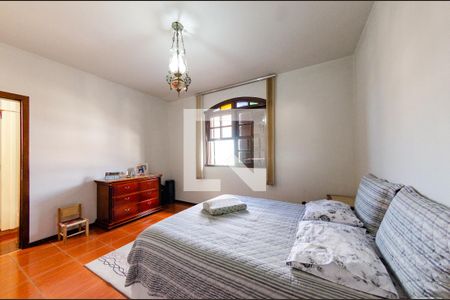 Casa à venda com 201m², 3 quartos e 3 vagas Casa à venda com 201m², 3 quartos e 3 vagasSuíte