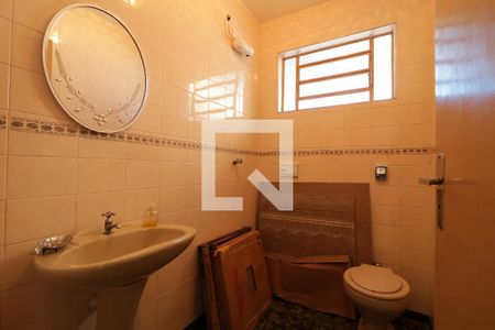 Casa à venda com 190m², 3 quartos e 3 vagasÁrea comum - Banheiro