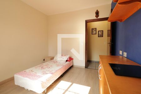 Casa à venda com 190m², 3 quartos e 3 vagasQuarto 2