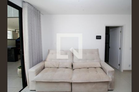 Sala de apartamento para alugar com 2 quartos, 120m² em Santa Efigênia, Belo Horizonte