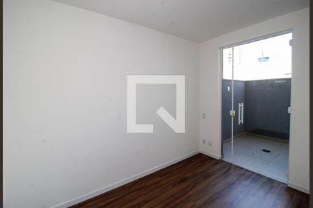 Quarto 1 de apartamento para alugar com 2 quartos, 120m² em Santa Efigênia, Belo Horizonte