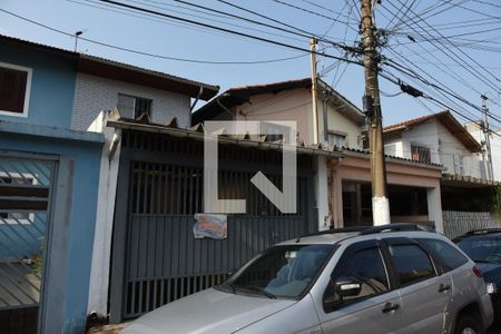 Casa à venda com 96m², 3 quartos e 2 vagasFachada