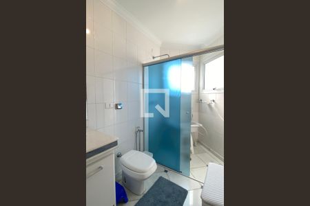 Casa de condomínio à venda com 560m², 4 quartos e 6 vagasBanheiro da Suíte 2