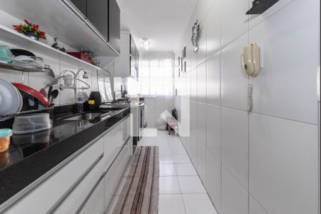Apartamento à venda com 100m², 2 quartos e 2 vagasCozinha