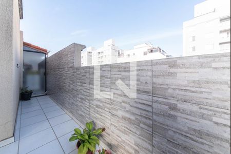 Apartamento à venda com 100m², 2 quartos e 2 vagasQuintal