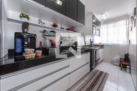 Apartamento à venda com 100m², 2 quartos e 2 vagasCozinha