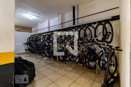 Apartamento à venda com 43m², 1 quarto e 1 vaga Apartamento à venda com 43m², 1 quarto e 1 vagaBicicletário