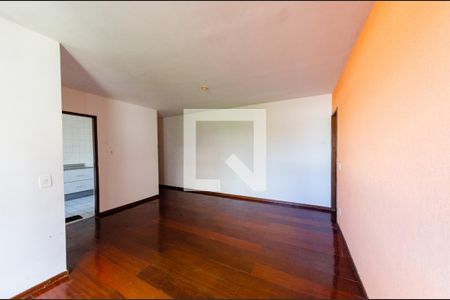 Apartamento para alugar com 65m², 2 quartos e 1 vagaSala