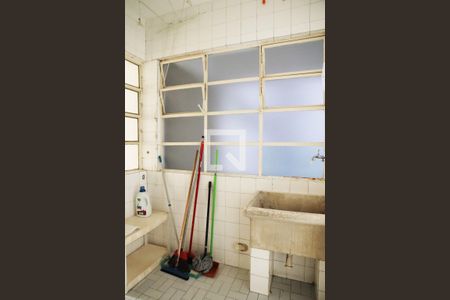 Apartamento à venda com 64m², 2 quartos e 1 vaga Apartamento à venda com 64m², 2 quartos e 1 vagaÁrea de Serviço