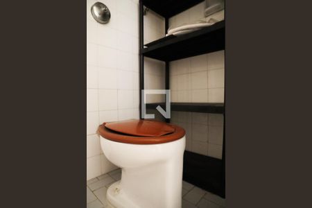 Apartamento à venda com 64m², 2 quartos e 1 vaga Apartamento à venda com 64m², 2 quartos e 1 vagaBanheiro 2