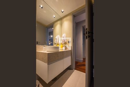 Apartamento para alugar com 100m², 2 quartos e 1 vaga Apartamento para alugar com 100m², 2 quartos e 1 vagaBanheiro